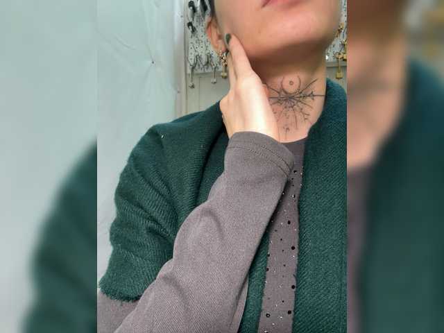 Akula2101's BongaCams show and profile