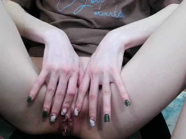 Akula2101's BongaCams show and profile