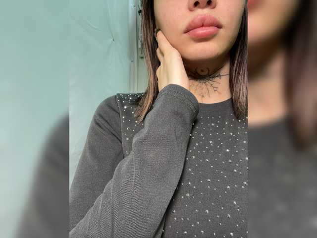 Akula2101's BongaCams show and profile