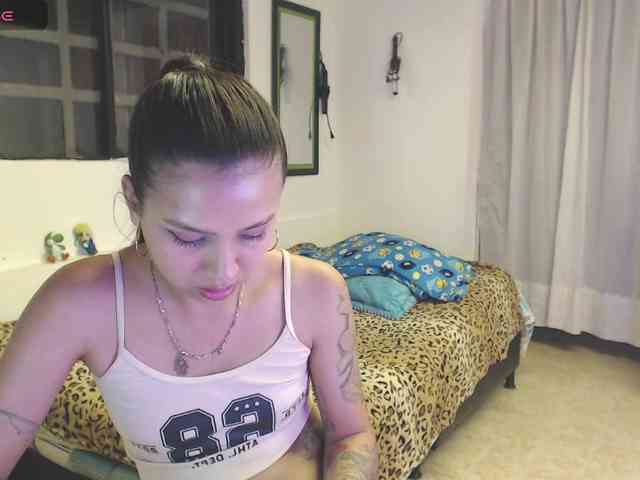 Kaelith-Belle webcam