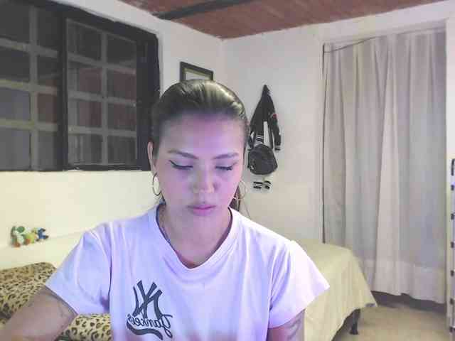 Kaelith-Belle webcam