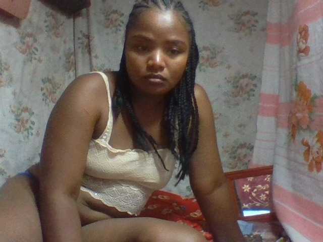 Oliviaa's BongaCams show and profile