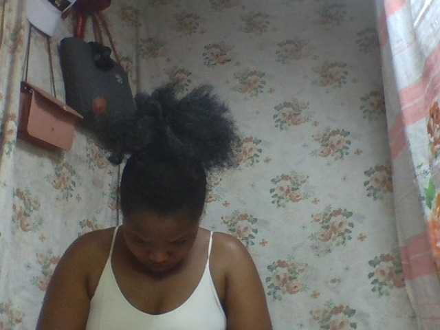 Oliviaa's BongaCams show and profile