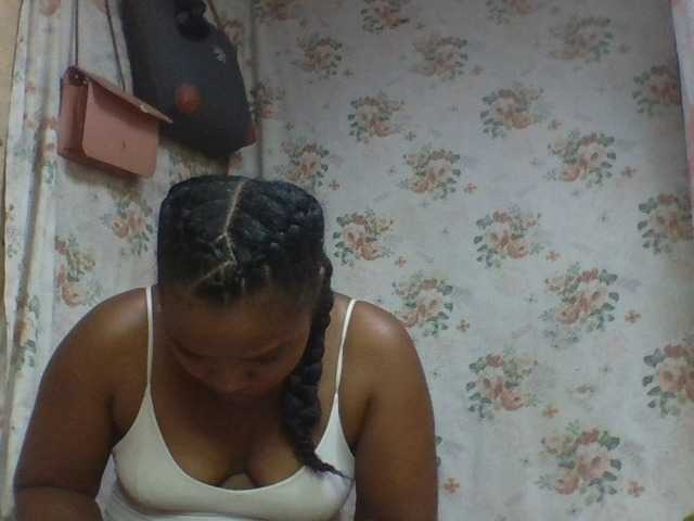 Oliviaa's BongaCams show and profile