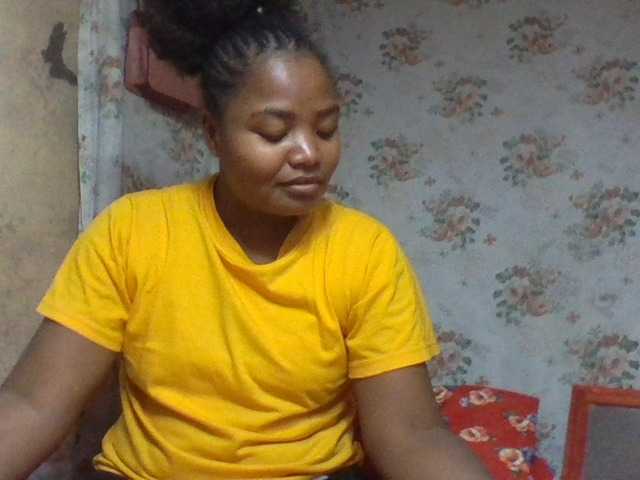 Oliviaa's BongaCams show and profile