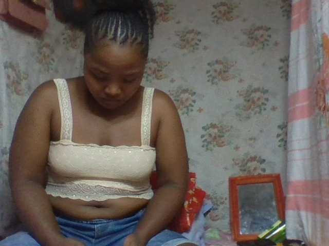 Oliviaa's BongaCams show and profile