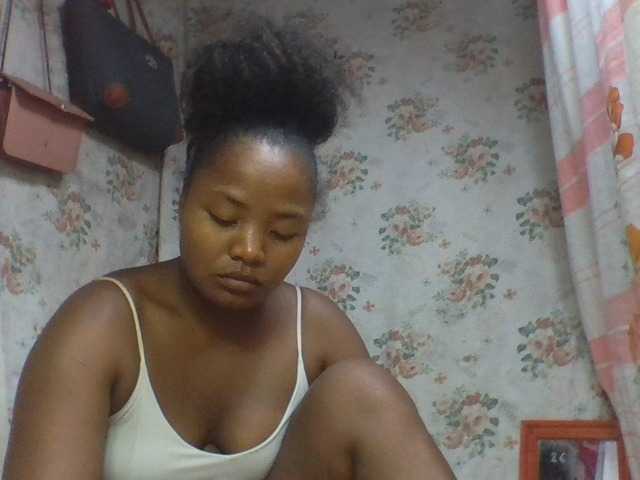 Oliviaa's BongaCams show and profile