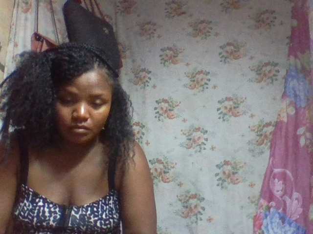 Oliviaa's BongaCams show and profile