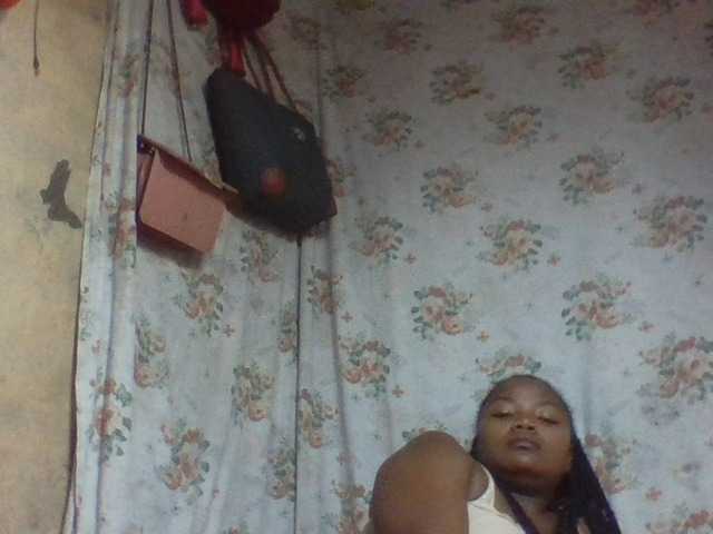 Oliviaa's BongaCams show and profile