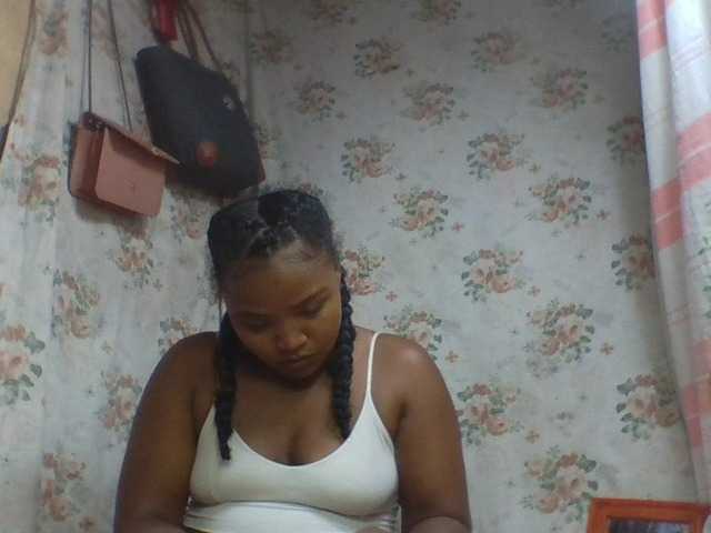 Oliviaa's BongaCams show and profile