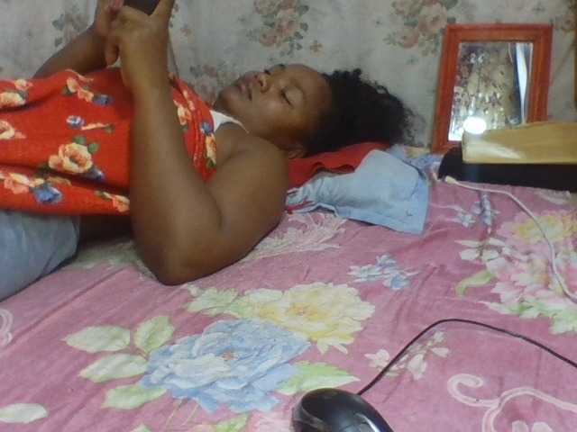 Oliviaa's BongaCams show and profile