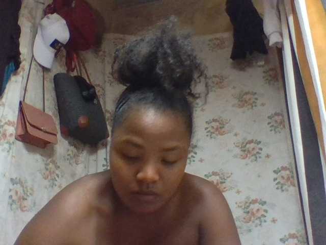 Oliviaa's BongaCams show and profile