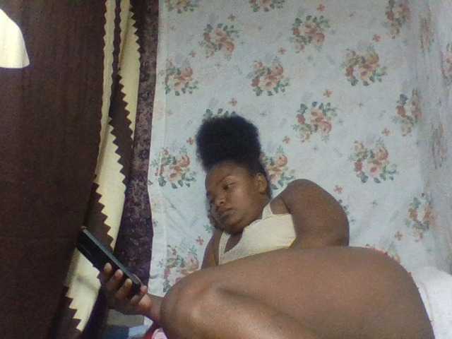 Oliviaa's BongaCams show and profile