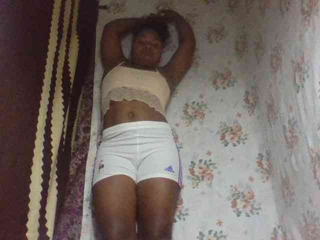 oliviaa Live Webcam on BongaCams