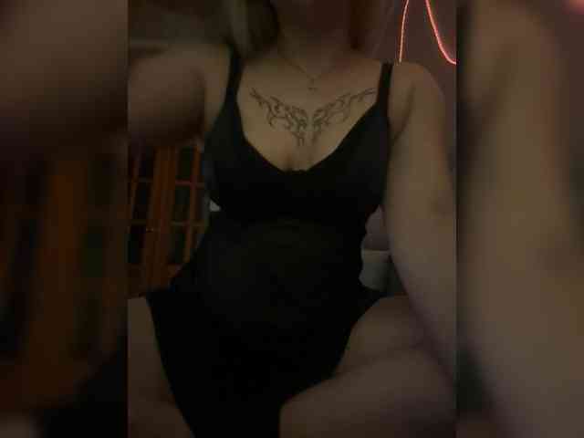 Sladkay-bebi Live Webcam on BongaCams
