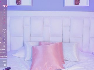 EmelyJensen Porn Show