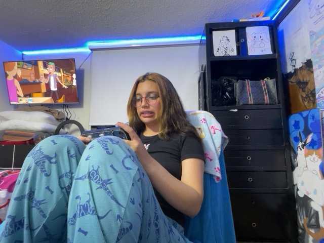 Milliexblu's BongaCams show and profile