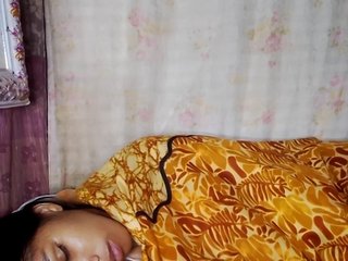 Jijikwella Porn Show