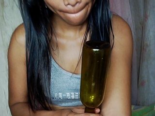 Jijikwella Porn Show