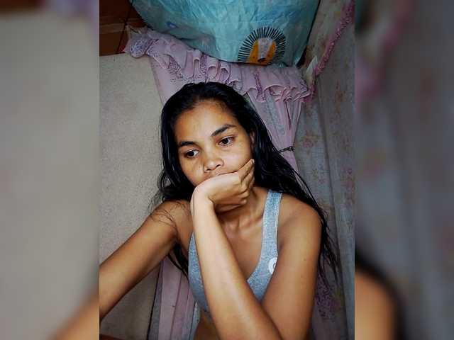 Jijikwella's BongaCams show and profile