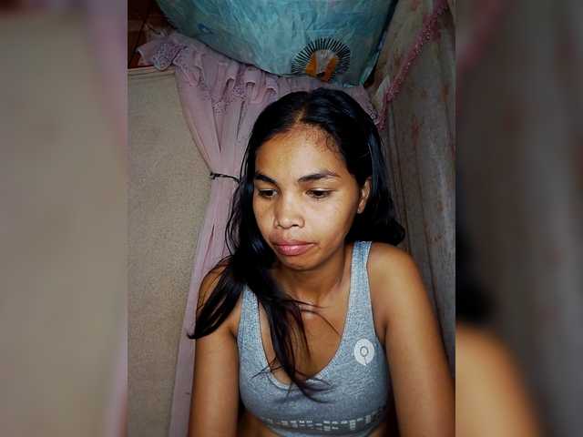 Jijikwella's BongaCams show and profile