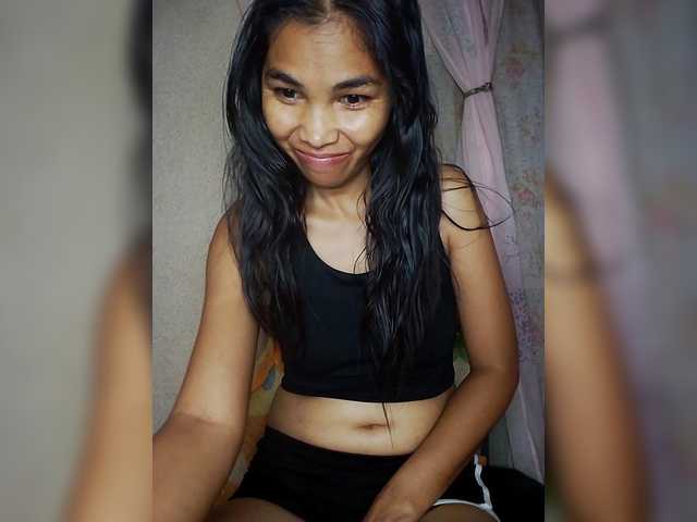 Jijikwella's BongaCams show and profile