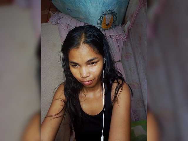 Jijikwella's BongaCams show and profile