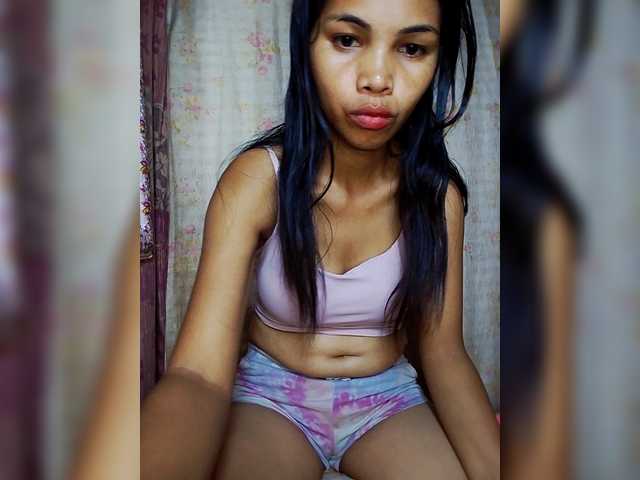 Jijikwella's BongaCams show and profile