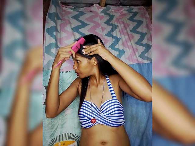 Jijikwella's BongaCams show and profile