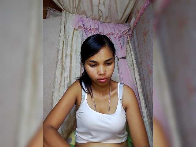 Jijikwella's BongaCams show and profile