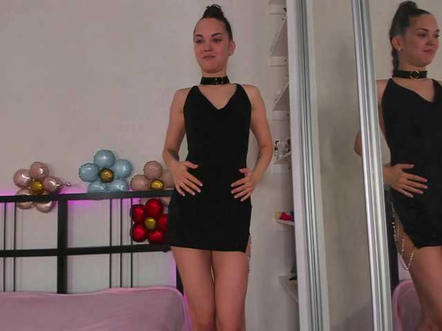 FloraAmbers's BongaCams show and profile