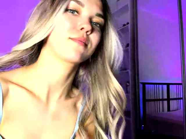 FloraAmbers webcam