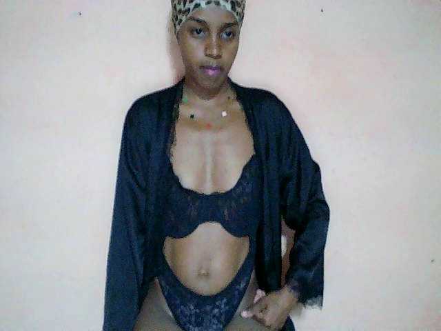 Nadia001's BongaCams show and profile