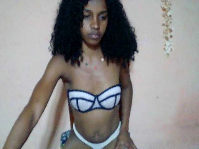 Nadia001's BongaCams show and profile