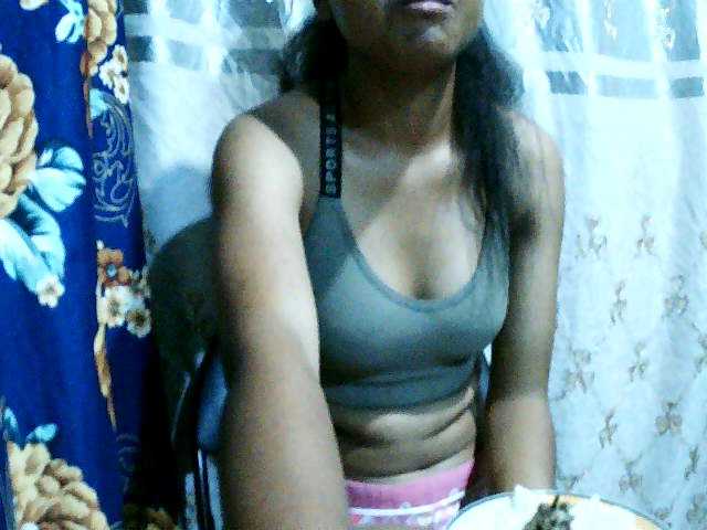 Nadia001's BongaCams show and profile