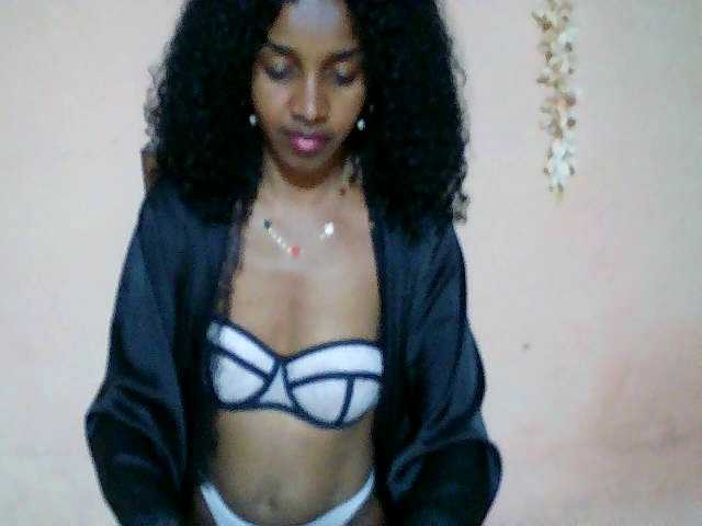 Nadia001's BongaCams show and profile