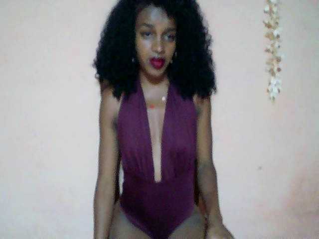 Nadia001's BongaCams show and profile