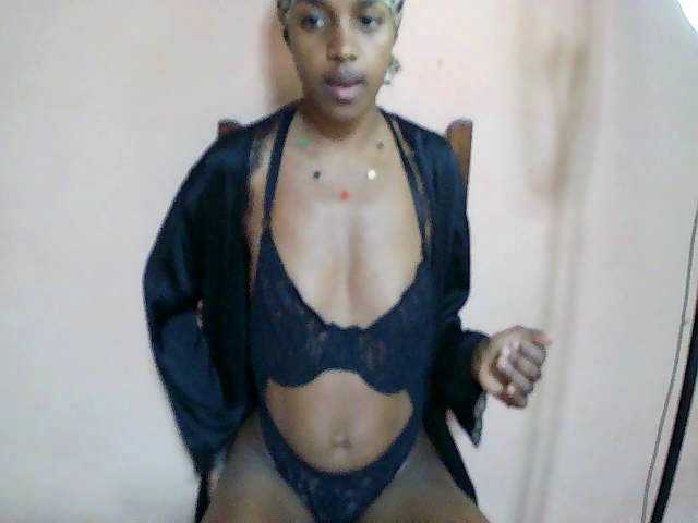 Nadia001's BongaCams show and profile