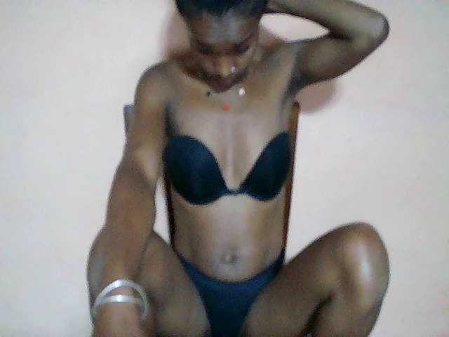 Nadia001's BongaCams show and profile