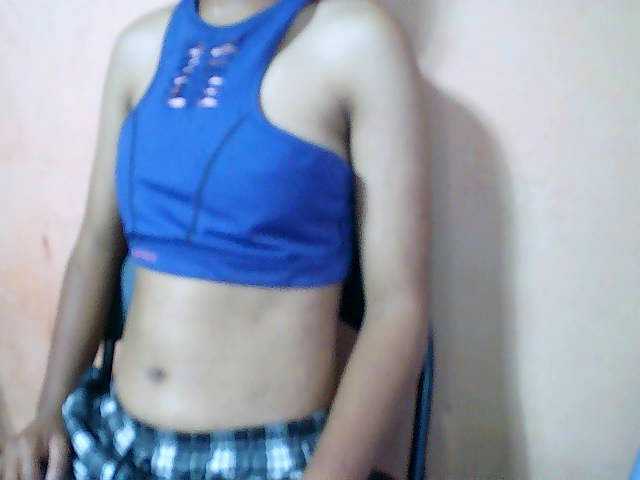 Nadia001's BongaCams show and profile