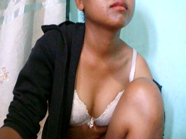 Nadia001's BongaCams show and profile