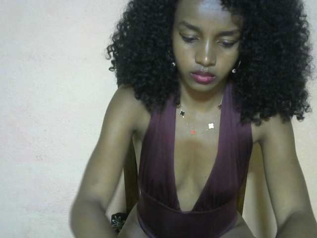 Nadia001's BongaCams show and profile