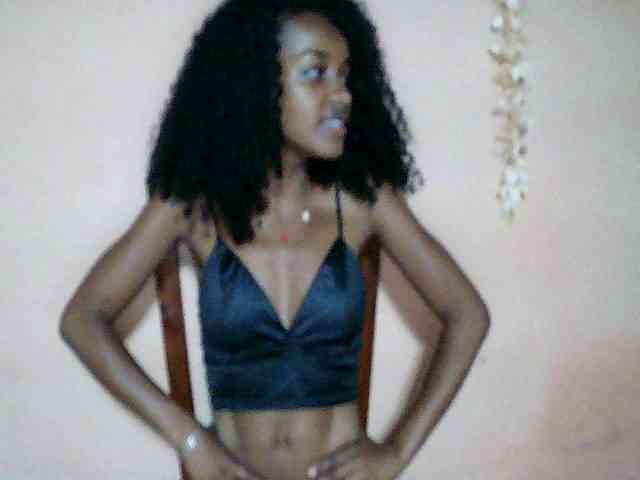 Nadia001 Live Webcam on BongaCams