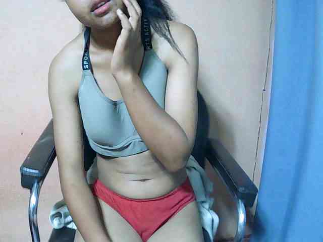 Nadia001 Live Webcam on BongaCams