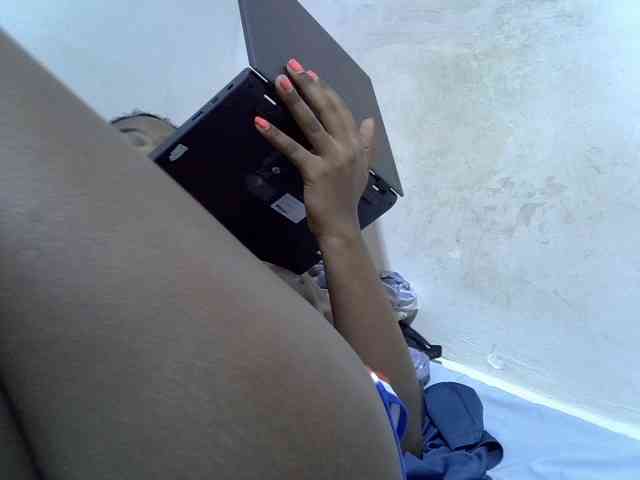 lovelymeli Live Webcam on BongaCams