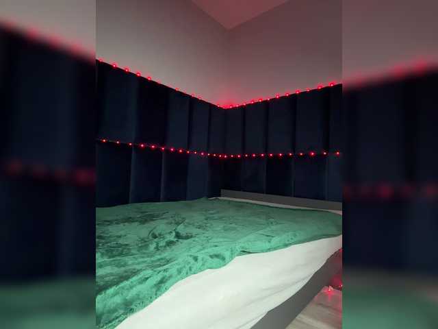 MelodyFox's BongaCams show and profile