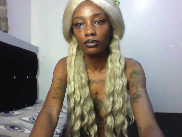 Calin33's BongaCams show and profile