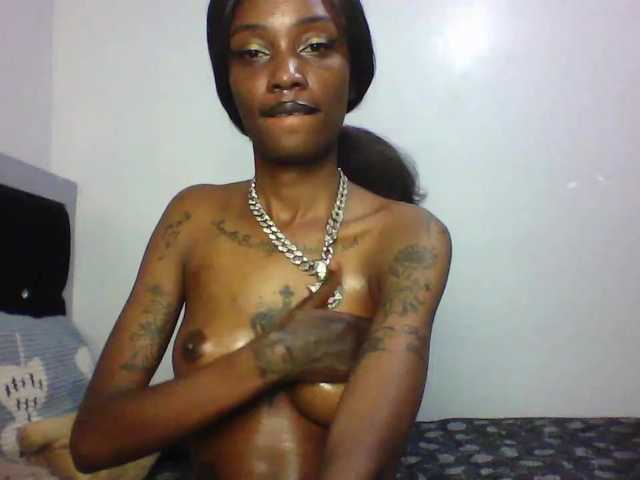 Calin33's BongaCams show and profile