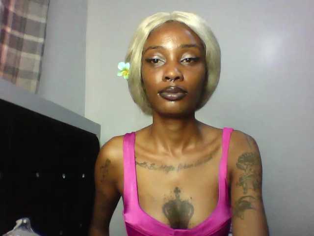 Calin33's BongaCams show and profile