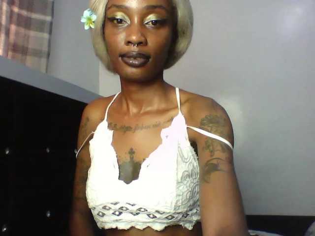 Calin33 from BongaCams